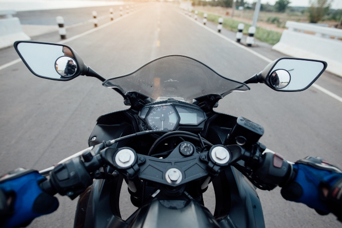 Descuento del 50% a la póliza del seguro del SOAT a motocicletas de bajo cilíndrale y otros medios de transporte público